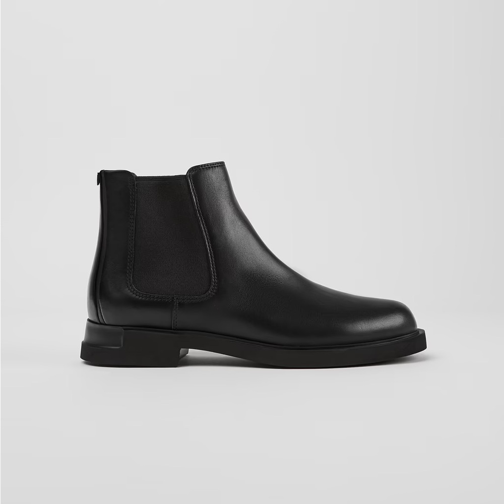 Black Leather Camper Iman Chelsea Boots / Size 41
